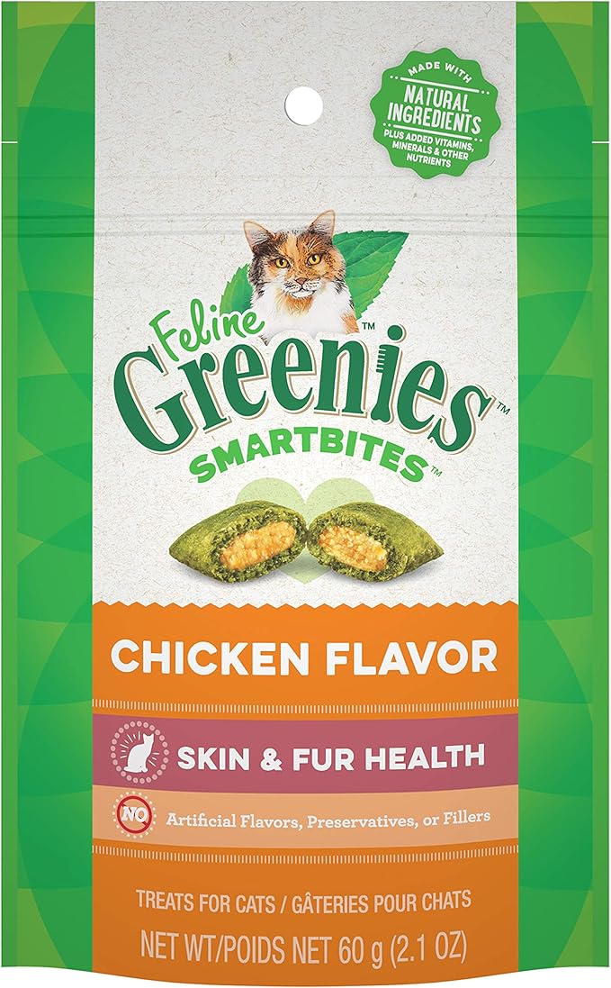 Greenies Greenies Feline Smartbites Skin &amp; Fur Crunchy and Soft Natural Cat Treats, Chicken Flavor
