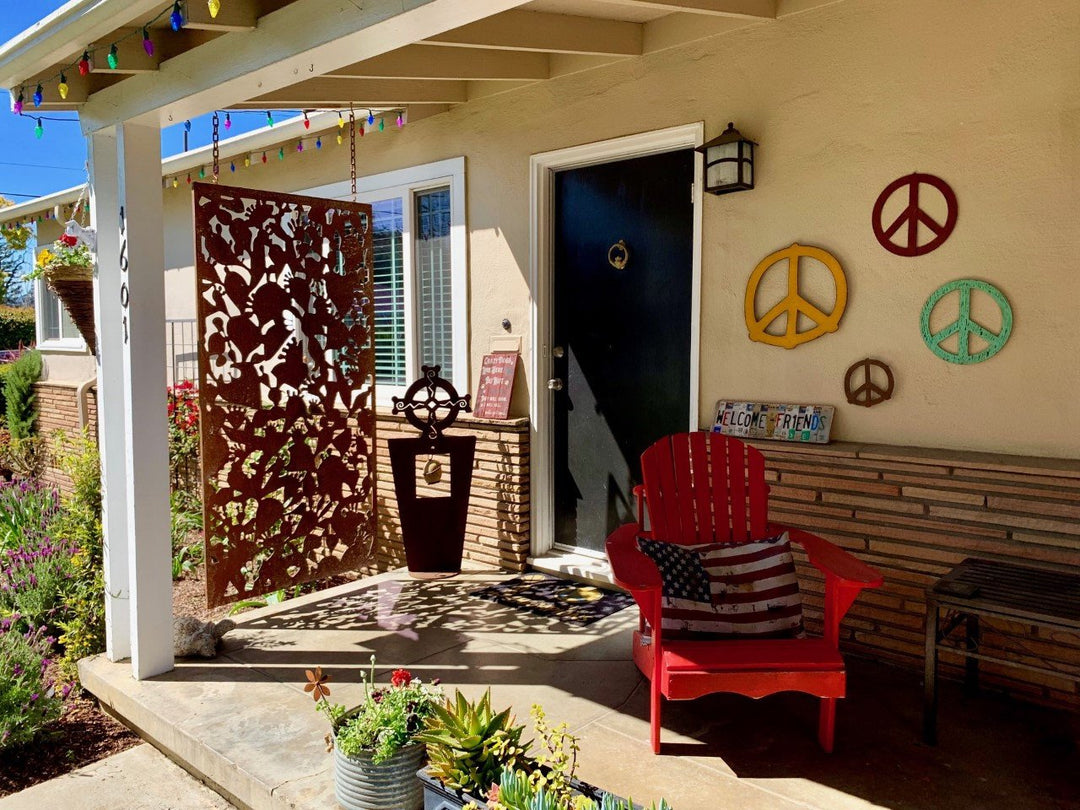 Outdoor Privacy Screen or Metal Wall Sculpture (46" Inch)
