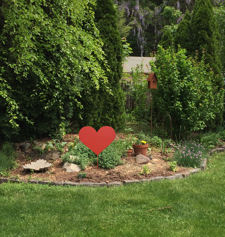 Heart Garden Stake or Metal Heart Wall Decor / Valentine&